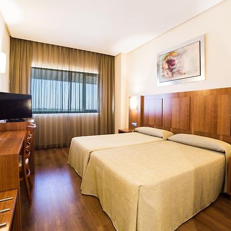 Hotel Leflet Sanlucar Sanlúcar la Mayor Exteriér fotografie